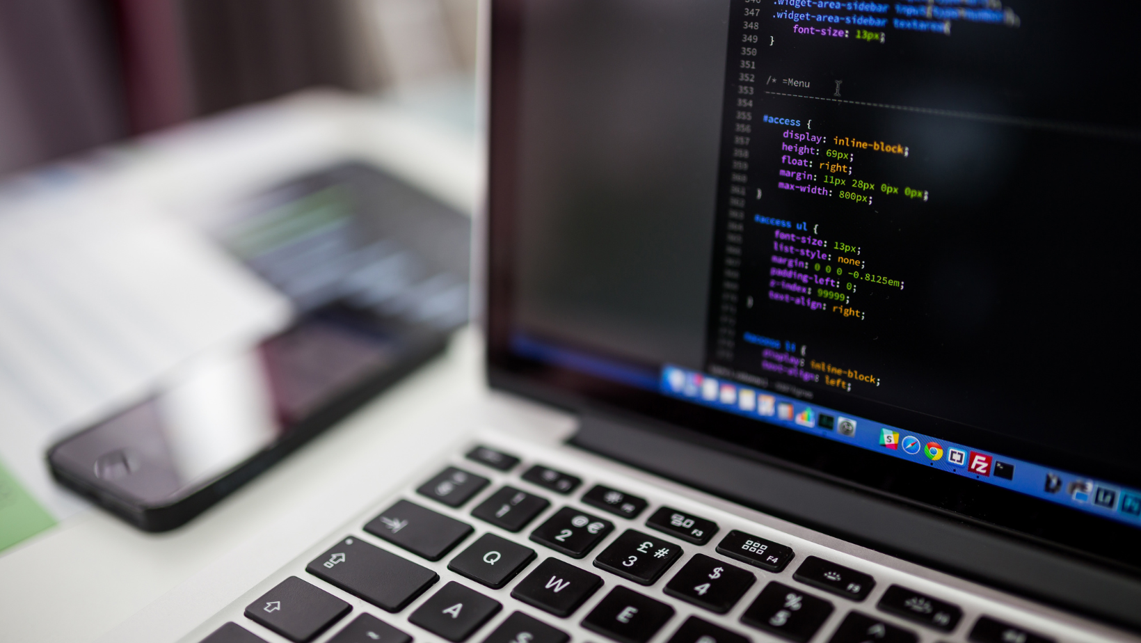 LES OUTILS ET ASTUCES POUR VOUS AIDER  DANS L&rsquo;ENRICHISSEMENT DE DONNÉES EN B2B